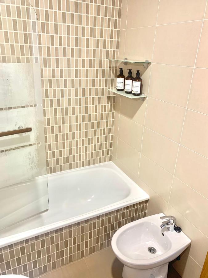 Casa Ferreiros. Parking Y Wifi Incluidos! Daire Gijón Dış mekan fotoğraf
